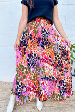 Load image into Gallery viewer, White Abstract Print High Waist Maxi Skirt
