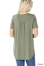 Load image into Gallery viewer, Short Sleeve Dolphin Hem Shell Button Top

