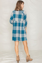 Load image into Gallery viewer, Checker Balloon Sleeve Midi Dress
