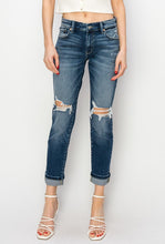 Load image into Gallery viewer, MID RISE BOY FRIEND JEANS
