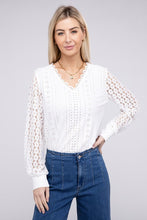 Load image into Gallery viewer, V Neck Lace Trim Top
