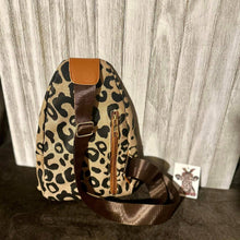 Load image into Gallery viewer, Leopard Canvas Messenger Bag
