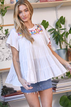 Load image into Gallery viewer, Solid Flared Short Sleeve Top
