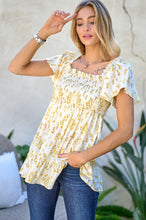Load image into Gallery viewer, Floral Printed V-Neck Ruffle Top
