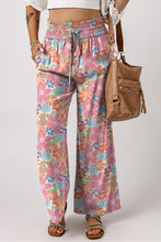 Load image into Gallery viewer, Green Floral Print Smocked Waist Loose Pants
