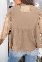 Load image into Gallery viewer, Knit Reverse Seam Flowy Top
